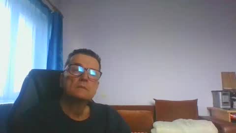 Snapshot of ulmeni7 chatting on 02/11/26, 07:24 ulmeni7 online show from 02/11/26, 07:24