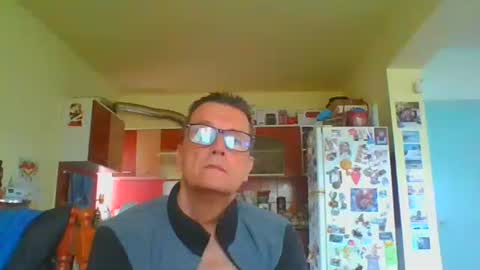 ulmeni7 online show from 04/20/26, 10:51