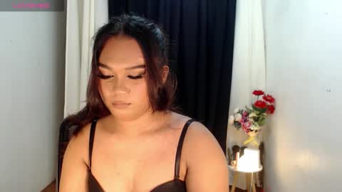 Snapshot of ultimateitgirl chatting on 12/05/25, 05:31 ultimateitgirl online show from 12/05/25, 05:31