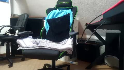 Mr.  Mrs. Smith online show from 01/10/25, 07:35