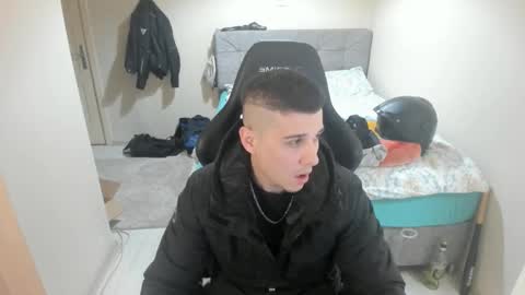 hi im mike tyson -  online show from 03/01/25, 08:42