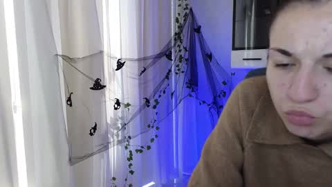 Ulyana online show from 10/26/25, 06:19