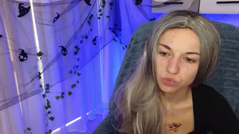 Ulyana online show from 10/31/25, 05:41