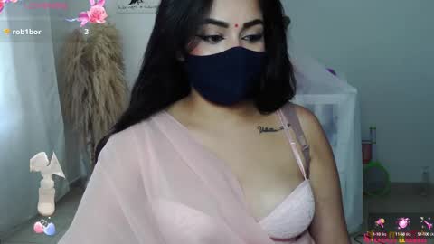Snapshot of umarany chatting on 02/16/25, 06:21 umarani online show from 02/16/25, 06:21