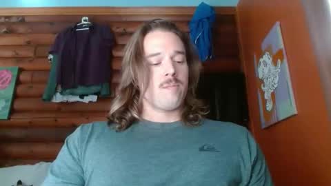 Snapshot of umphreak42 chatting on 02/25/25, 06:53 Andrew online show from 02/25/25, 06:53