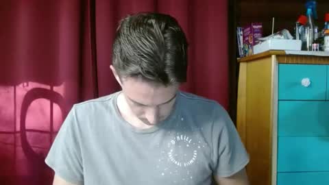 Snapshot of umphreak42 chatting on 11/01/25, 08:22 Andrew online show from 11/01/25, 08:22