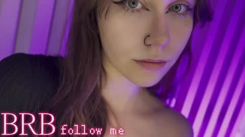 Snapshot of una_medisson chatting on 01/26/25, 01:15 Una  online show from 01/26/25, 01:15
