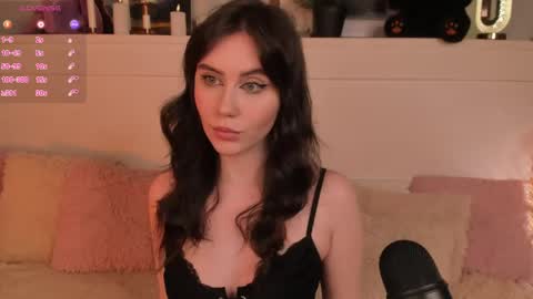 Snapshot of una_medisson chatting on 05/03/26, 09:15 Una online show from 05/03/26, 09:15