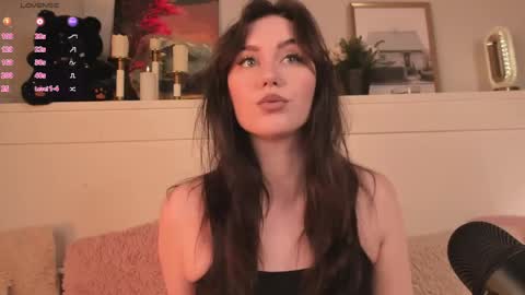 Snapshot of una_medisson chatting on 05/16/26, 10:12 Una online show from 05/16/26, 10:12