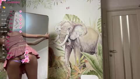 unarks online show from 12/01/25, 08:25