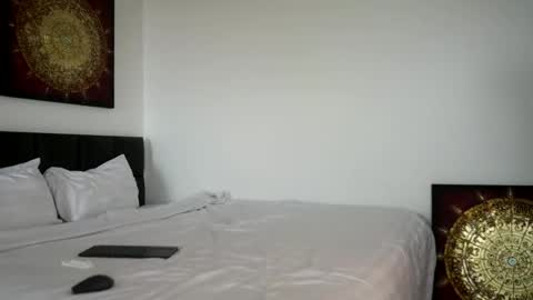 Sasha online show from 11/12/25, 02:12