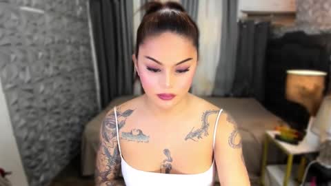 Lady tan online show from 02/10/25, 04:41