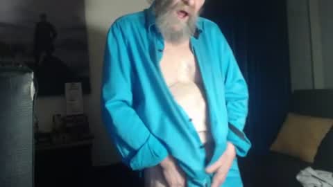 Snapshot of uncle_hottiecb chatting on 07/09/26, 03:54 Uncle Hottie online show from 07/09/26, 03:54