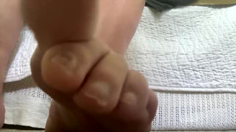 Hairy Sally online show from 10/15/25, 03:01