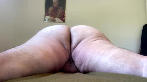 Hairy Sally online show from 10/18/25, 02:29