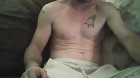 Snapshot of uncut4urbutt chatting on 03/06/25, 06:30 uncut4urbutt online show from 03/06/25, 06:30