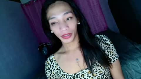 Snapshot of uncut_queen chatting on 07/12/26, 01:18 LOVELY JANE online show from 07/12/26, 01:18