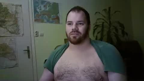 Snapshot of uncut_strong chatting on 01/20/25, 07:46 Uncut Strong online show from 01/20/25, 07:46