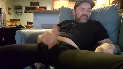 Snapshot of uncutbull541 chatting on 10/20/25, 05:41 uncutbull541 online show from 10/20/25, 05:41