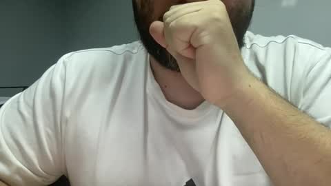 Snapshot of uncutdude321 chatting on 09/28/25, 09:25 uncutdude321 online show from 09/28/25, 09:25