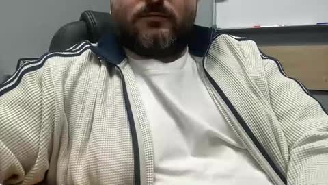 Snapshot of uncutdude321 chatting on 02/03/26, 01:16 uncutdude321 online show from 02/03/26, 01:16