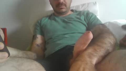 Snapshot of uncutgems818 chatting on 03/22/26, 02:31 uncutgems818 online show from 03/22/26, 02:31