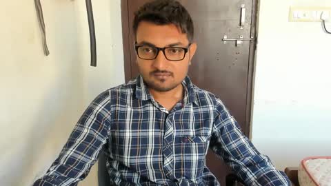 Snapshot of uncutraja chatting on 12/07/24, 04:42 uncutraja online show from 12/07/24, 04:42