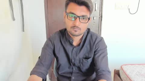 Snapshot of uncutraja chatting on 12/07/24, 11:07 uncutraja online show from 12/07/24, 11:07