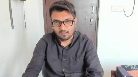 Snapshot of uncutraja chatting on 12/23/24, 04:44 uncutraja online show from 12/23/24, 04:44