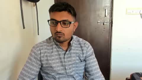 Snapshot of uncutraja chatting on 01/02/25, 10:05 uncutraja online show from 01/02/25, 10:05