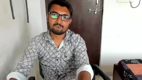 Snapshot of uncutraja chatting on 01/22/25, 12:38 uncutraja online show from 01/22/25, 12:38