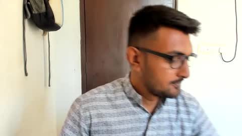 Snapshot of uncutraja chatting on 02/07/25, 11:12 uncutraja online show from 02/07/25, 11:12