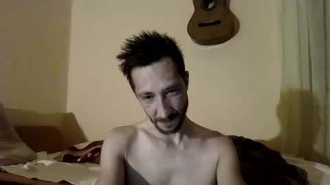 Snapshot of underguy19 chatting on 10/13/25, 09:26 underguy19 online show from 10/13/25, 09:26