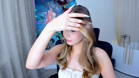 Alice online show from 01/12/25, 01:53