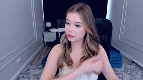 Alice online show from 01/28/25, 11:38