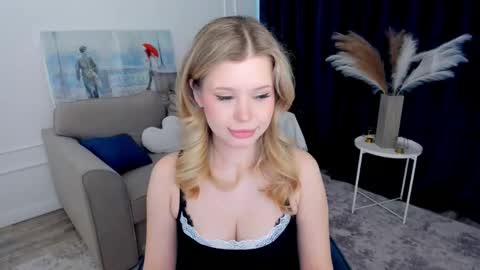 Alice online show from 04/25/26, 04:59