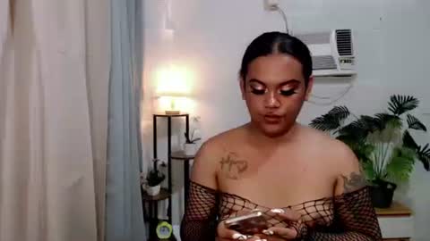 Snapshot of unforgettable_sin chatting on 09/16/25, 05:08 Bella Shamara Odett online show from 09/16/25, 05:08