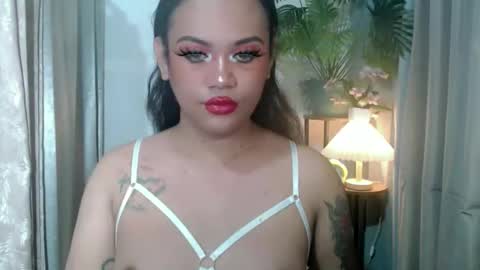 Snapshot of unforgettable_sin chatting on 10/06/25, 11:18 Bella Shamara Odett online show from 10/06/25, 11:18