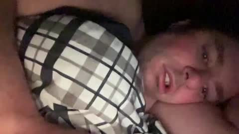 Snapshot of ungerisland chatting on 03/06/25, 02:41 ungerisland online show from 03/06/25, 02:41