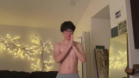 wang online show from 11/09/25, 12:09