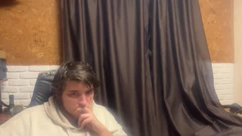 Snapshot of unholy_heat chatting on 03/22/26, 01:09 Anri online show from 03/22/26, 01:09