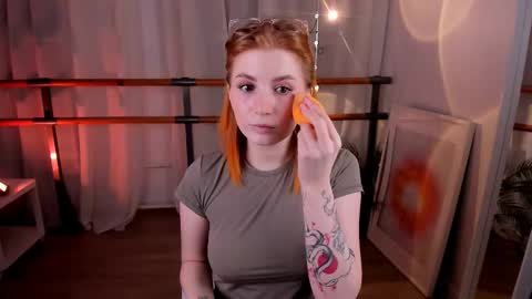 Call me Mira  thumbs up its make me happy online show from 03/04/25, 08:49