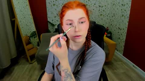 Snapshot of unicent chatting on 02/18/26, 08:49 Call me Mira thumbs up its make me happy online show from 02/18/26, 08:49