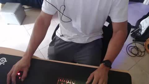 unicornflowers online show from 12/26/24, 09:15