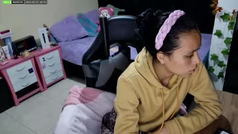 Snapshot of unicornio_sexxx chatting on 01/18/26, 01:53 Unicornio online show from 01/18/26, 01:53