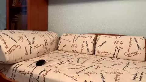 Snapshot of unicum2009 chatting on 02/22/25, 12:29 Mylittlecute online show from 02/22/25, 12:29