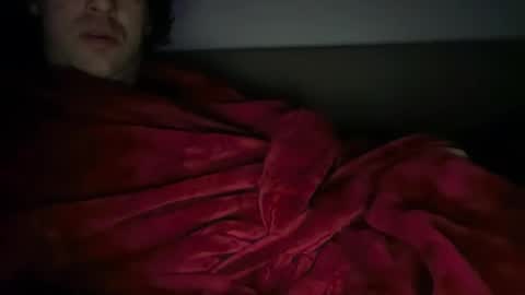 Snapshot of universalstudihoes chatting on 02/16/25, 11:16 universalstudihoes online show from 02/16/25, 11:16