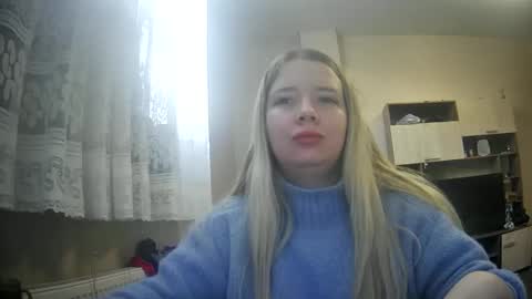 Snapshot of universeemily chatting on 10/13/25, 07:08 UniverseEmily online show from 10/13/25, 07:08