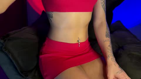 universitaria_ online show from 03/04/26, 12:38