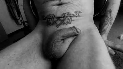 Snapshot of unlitimnaughty_ chatting on 01/23/25, 02:23 unlitimnaughty_ online show from 01/23/25, 02:23